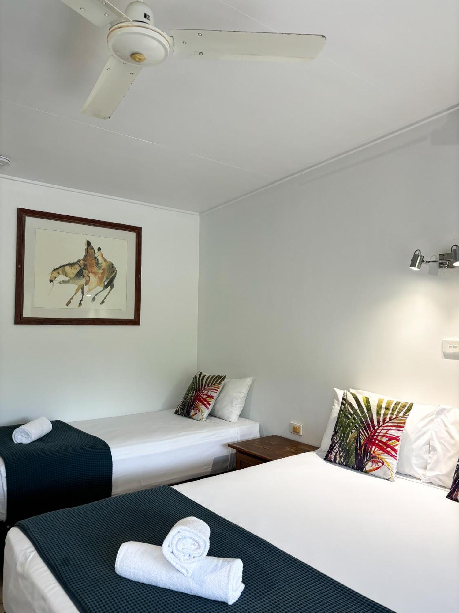 Hotel Amaroo On Mandalay, Magnetic Island Nelly Bay Exterior foto